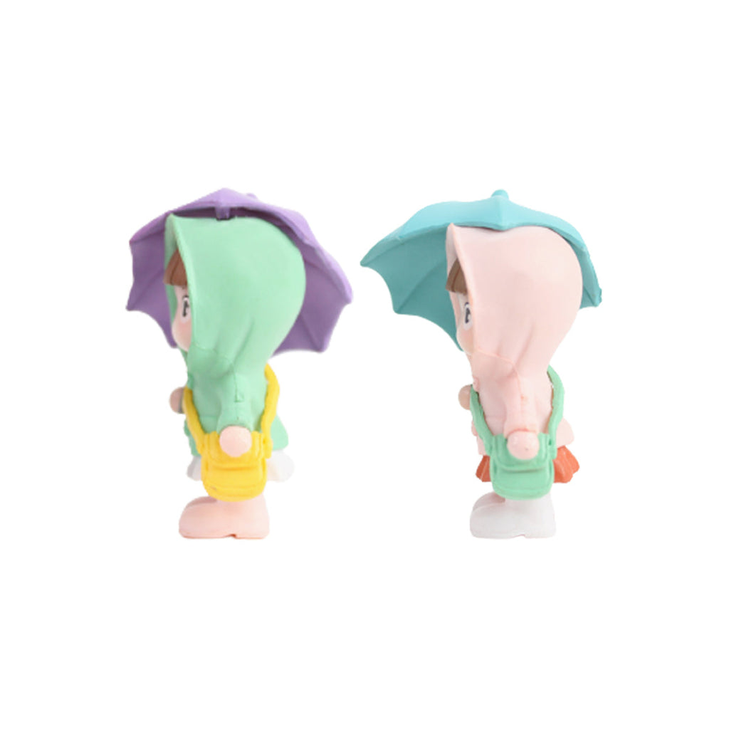 Open umbrella Holding couple-2( Miniature toys , cake toppers , small figuine, Valentine couple)