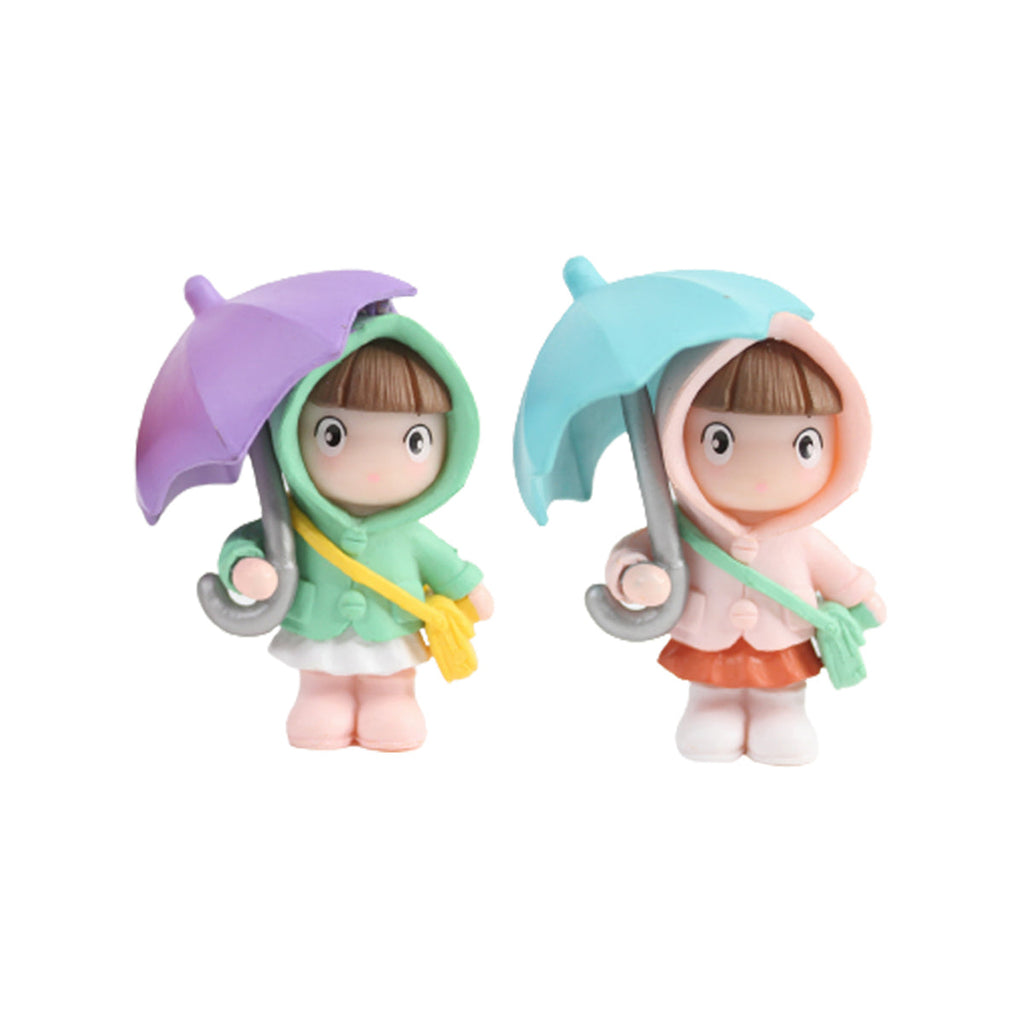 Open umbrella Holding couple-2( Miniature toys , cake toppers , small figuine, Valentine couple)