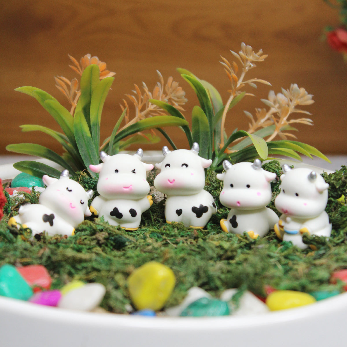 imported miniatures ( pack of 5) cows | Shelf Décor | Miniature Figurine| Shelf Décor | Resin Home décor | Gift Items| Fairy Garden Accessories | Doll House Accessories