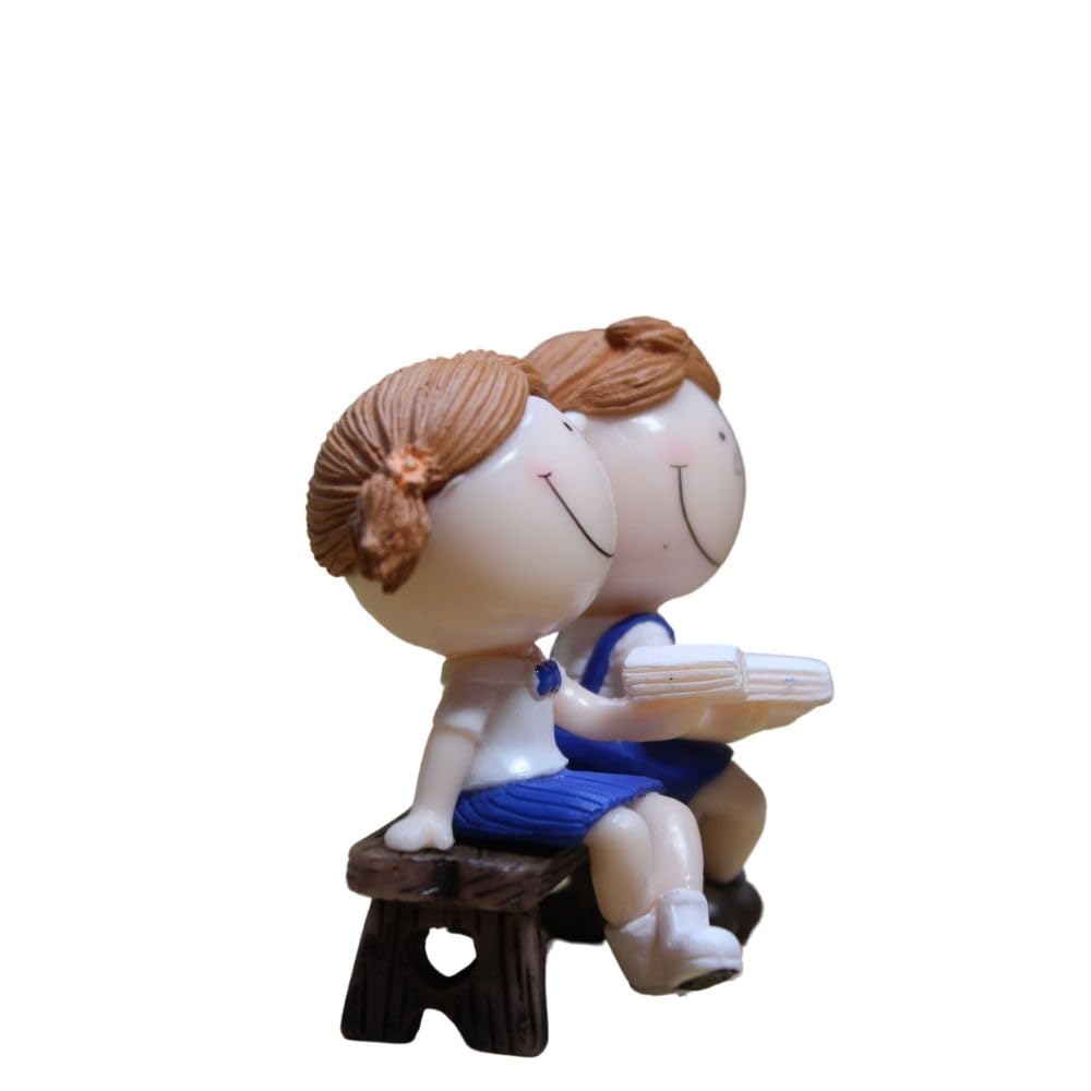 Wonderland Imported Miniatures (1 set) Smile Couple|Miniature Figurine| Shelf Décor | Resin Home décor | Gift Items