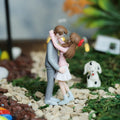 ( Pack of 2 Loving Couple-Pink|Couple Miniature Figurine|Romantic Mini Figurine|Tiny Couple Sculpture|Couple Collectible Statue