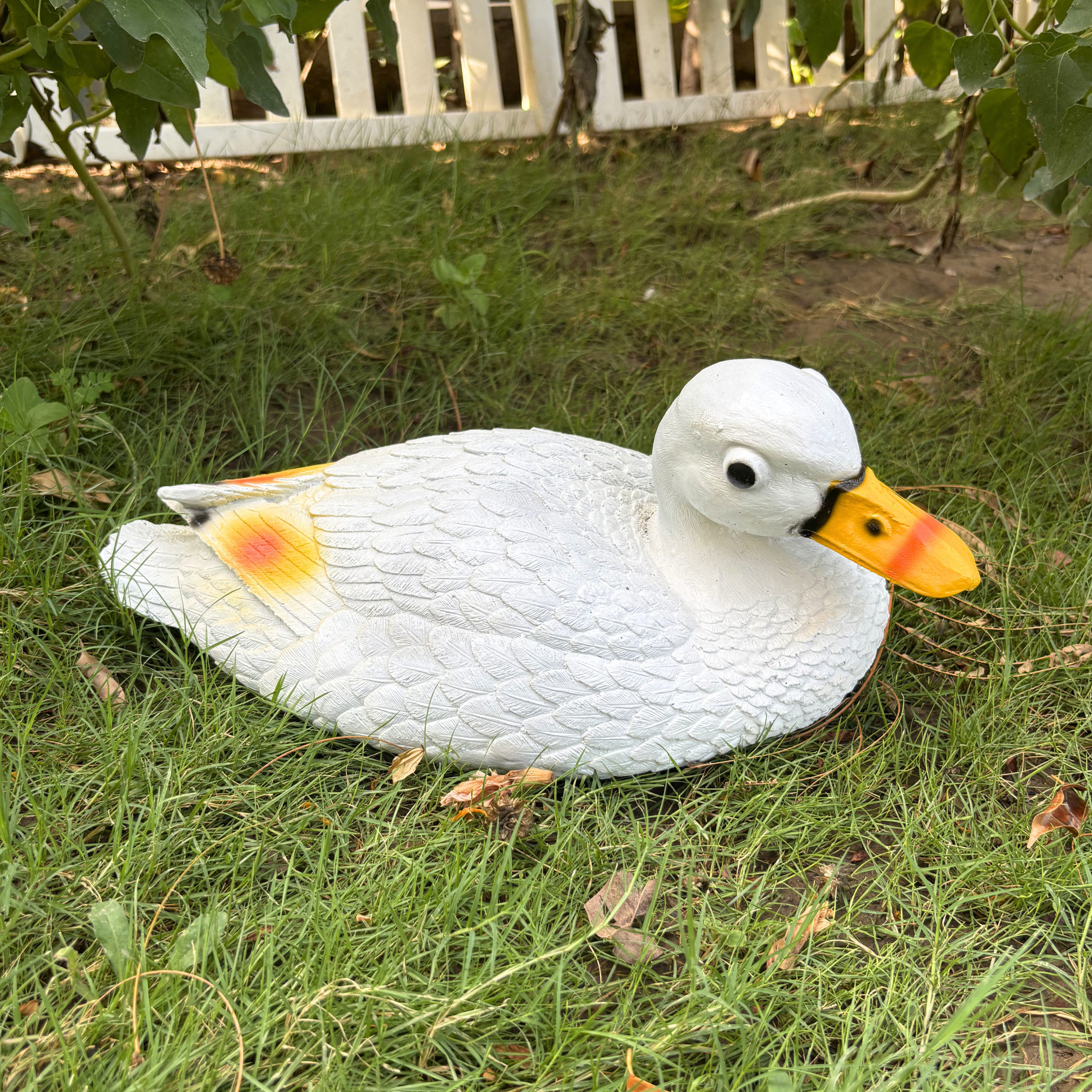 Duck Statue for Garden Decoration