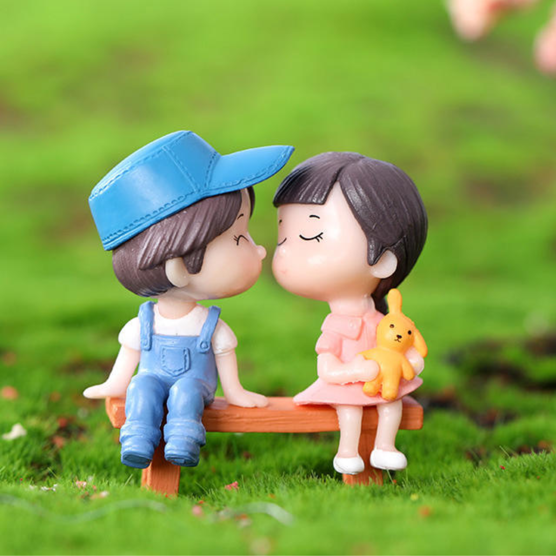 Couple Miniature Toys - Set of 2 Girl and Boy on bench (Blue)|Fairy garden accessories| Figurine Doll House Accessories | Bonsai Tray Garden Decor-2.1x0.9x2.3 inch