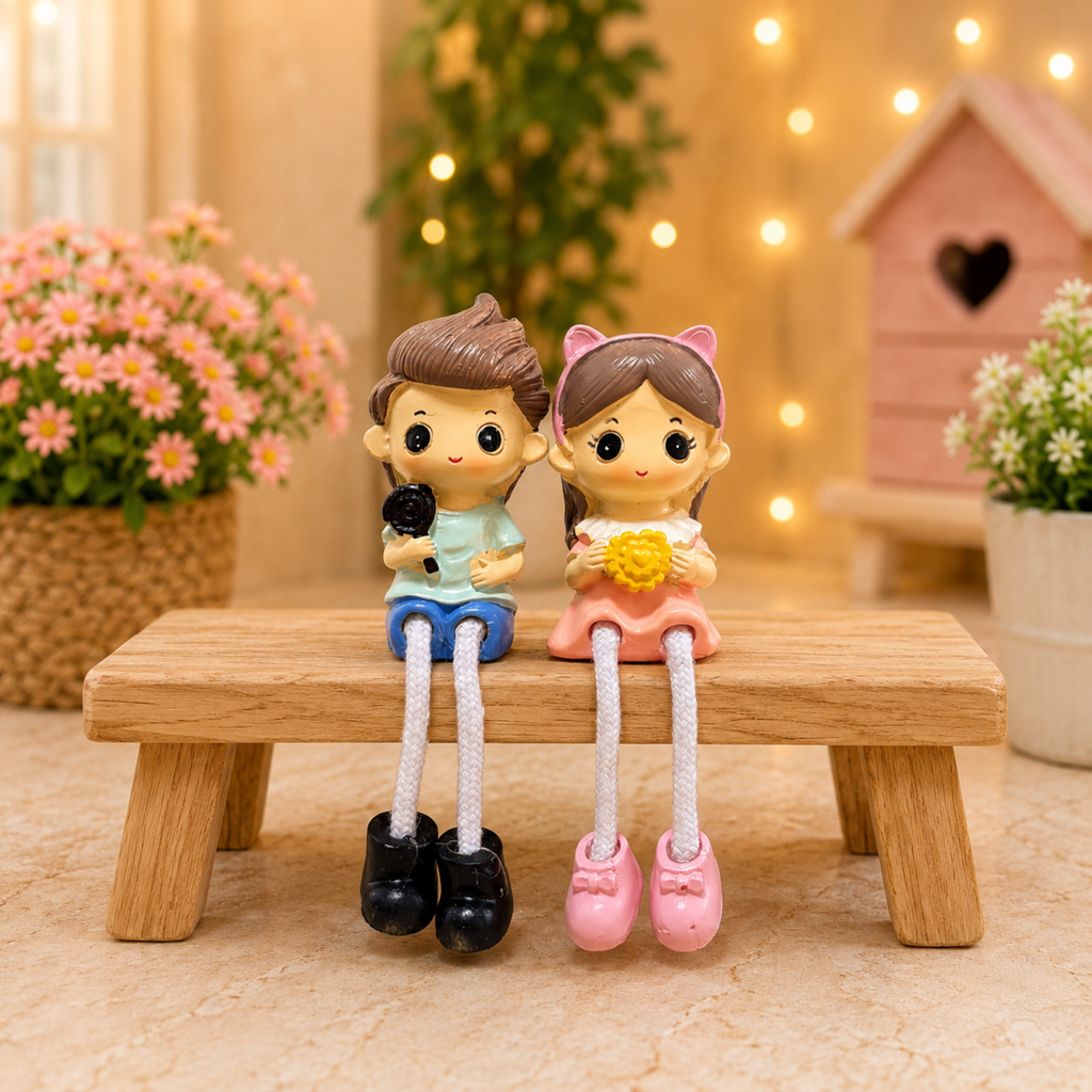 Ice cream Family Hanging Legs Figurine Decorative Statue